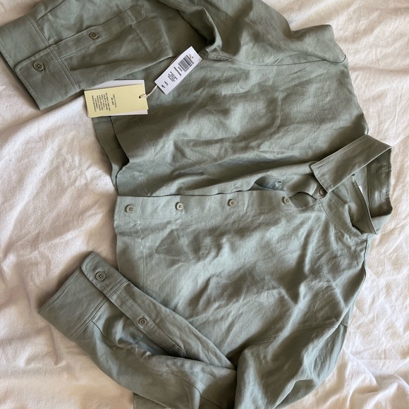 Aritzia Blouse - Picture 2 of 2
